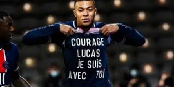 Kylian Mbappé ha dedicato il suo primo gol ai suoi amati fan